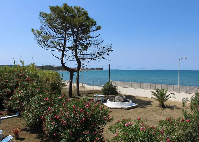 Anastazia\'S Seaside Apartments