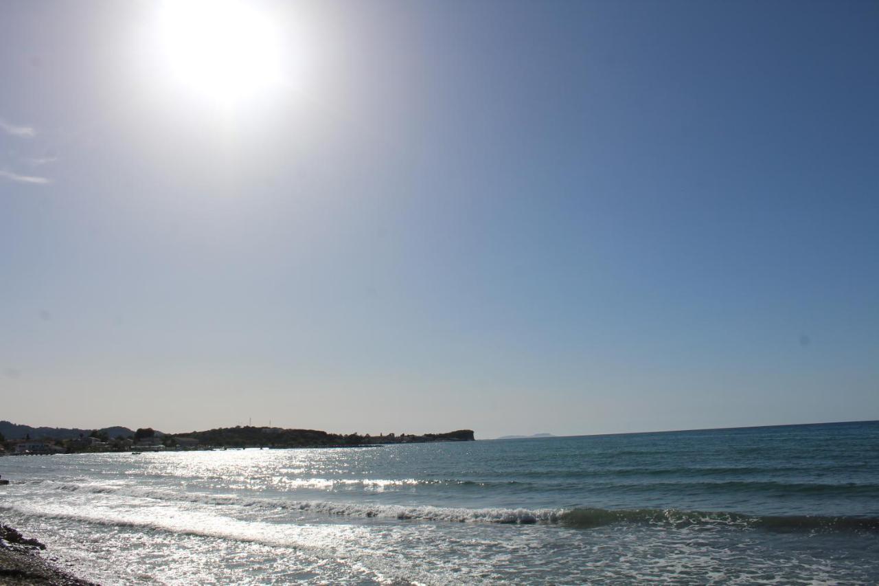 Anastazia's Seaside Daire
